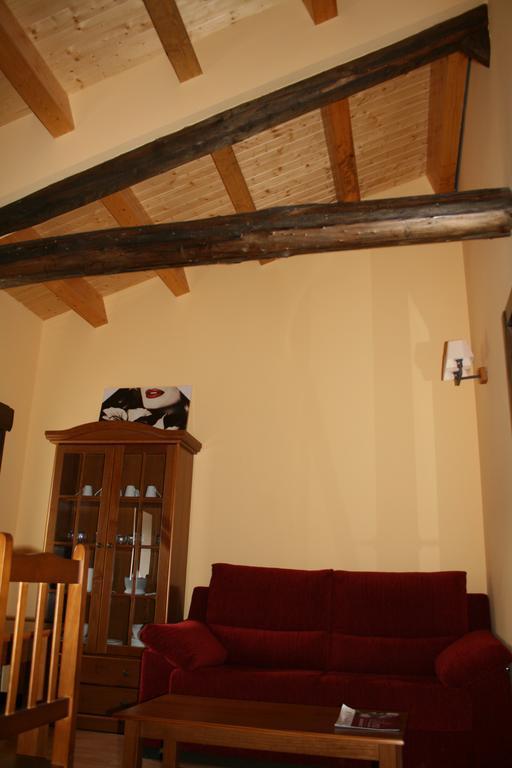 Casa Rural San Millan Villa Oncala Oda fotoğraf